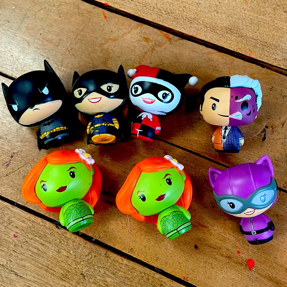 7 Funko DC mini Figurines